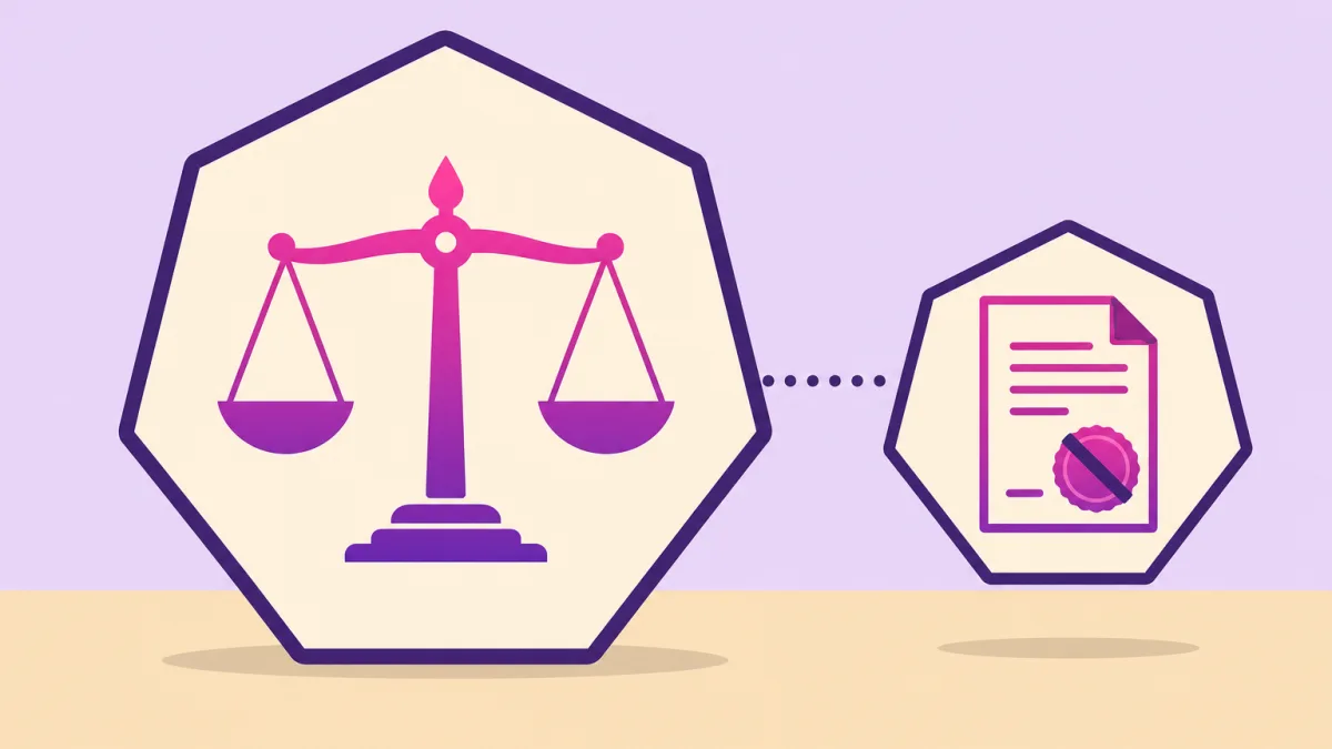 Ilustración plana: un heptágono crema de contorno violeta oscuro contiene una balanza de justicia en degradado magenta y violeta; a su lado, un documento con un sello tachado unido por una línea de puntos, sobre fondo lavanda y suelo arena