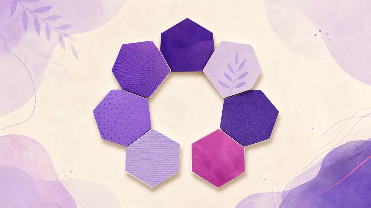 Círculo abierto de figuras heptagonales violetas que simboliza una red de apoyo